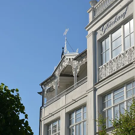 Strandvilla Glueckauf Apartmanhotel